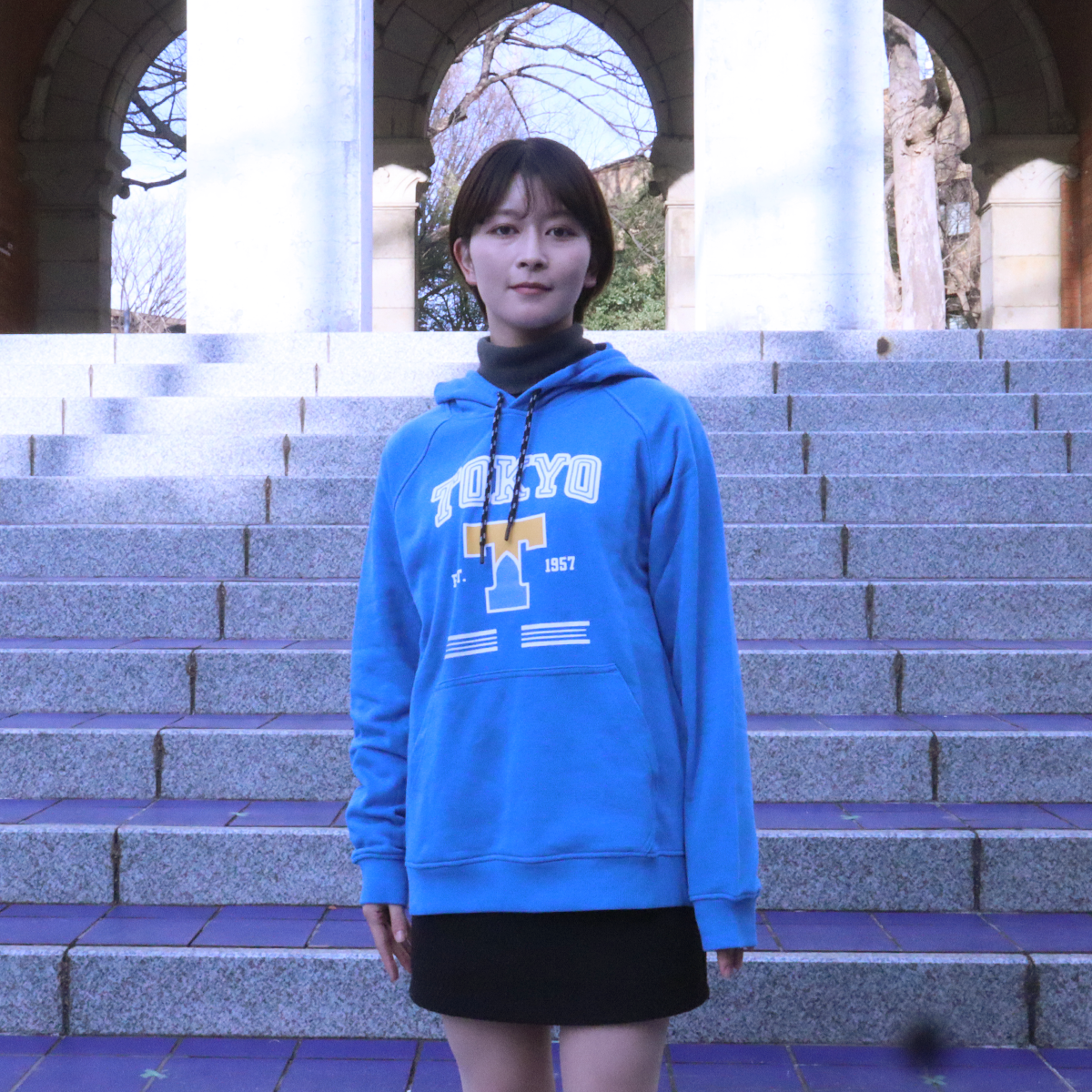 東京大学 パーカー 東大グッズ￼ TOKYO BLUE HOODIE – 東大アメフト部WARRIORSオンラインショップ